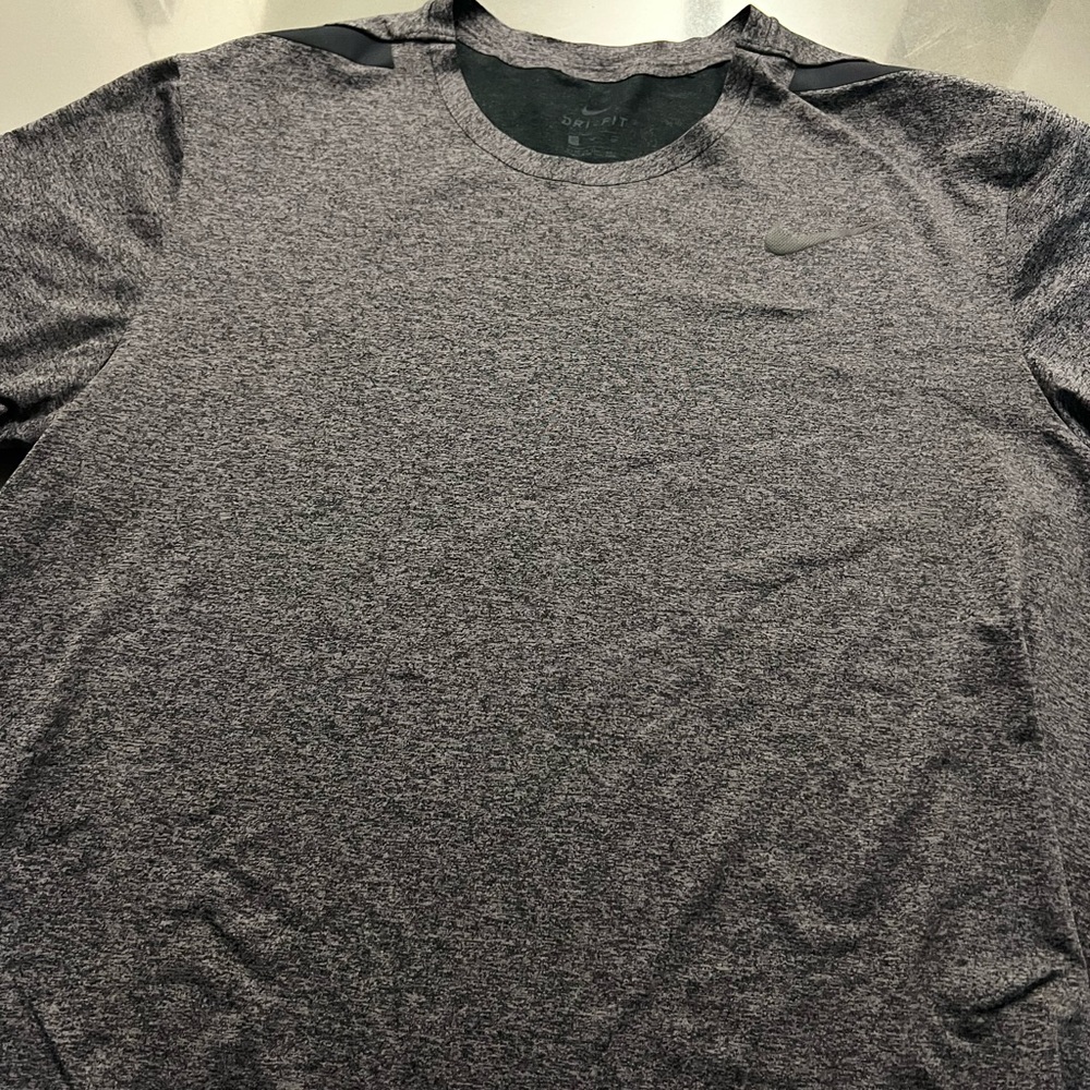Nike Dry-fit XL gray